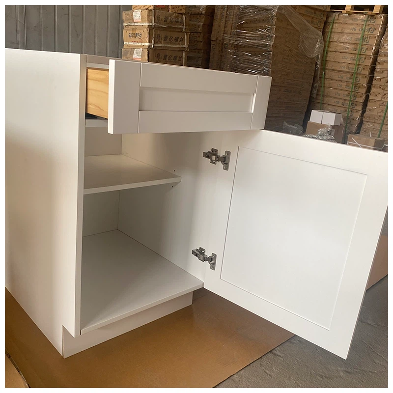 B21 White Shaker Base Cabinet