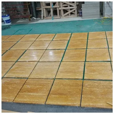 بلاط الترافرتين الأصفر